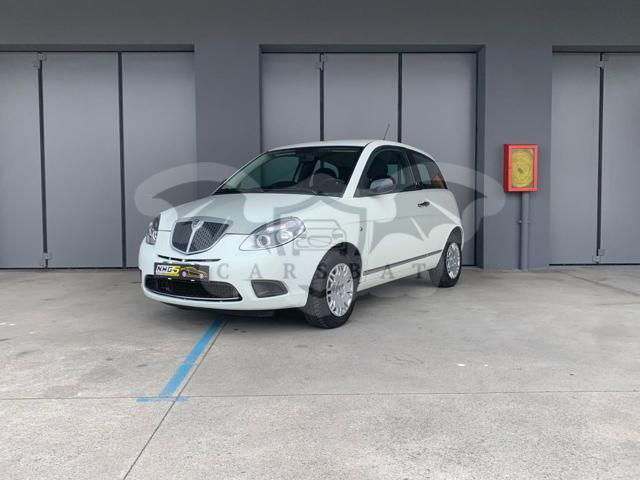 Lancia Ypsilon 2011
