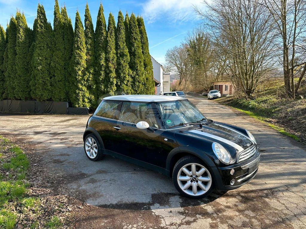 Mini One 2004