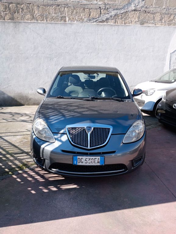 Lancia Ypsilon 2008