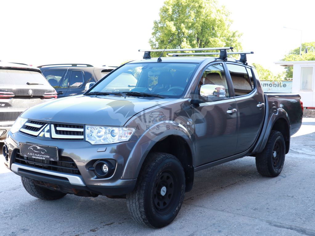 Mitsubishi L200 2015