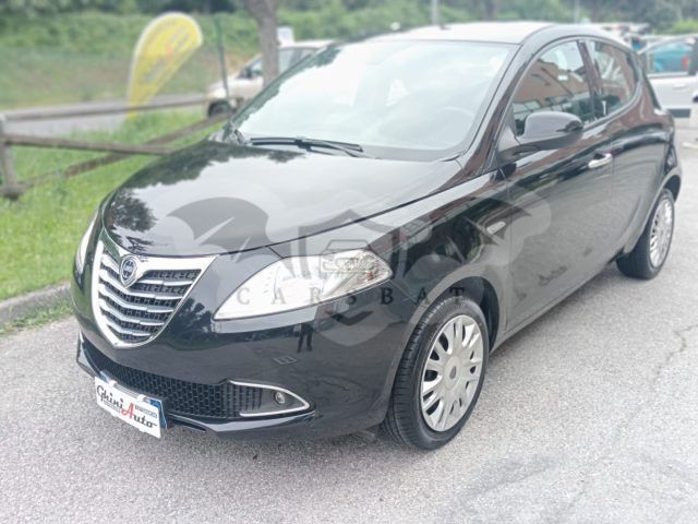 Lancia Ypsilon 2012