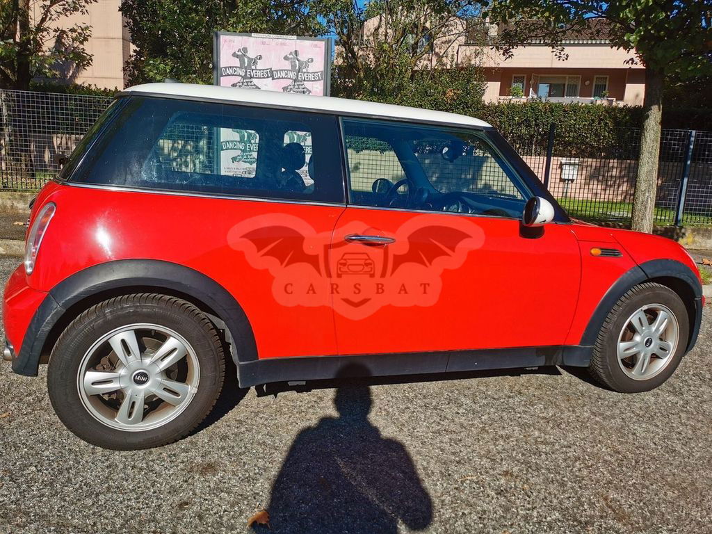 Mini One 2005