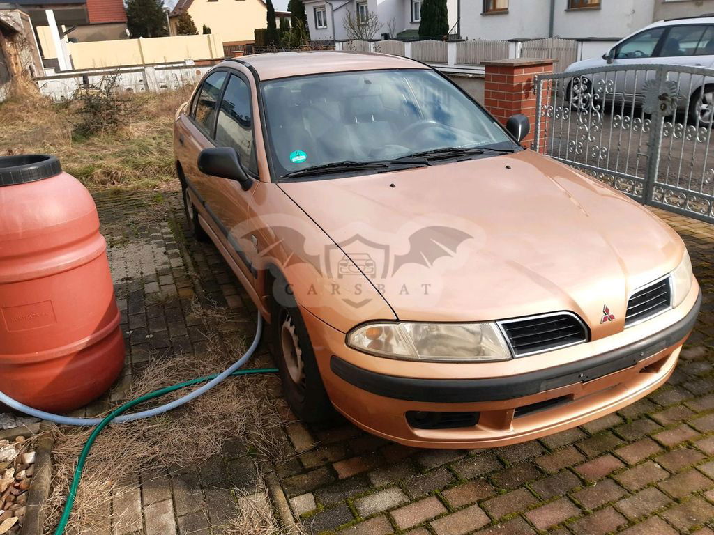 Mitsubishi Carisma 2000