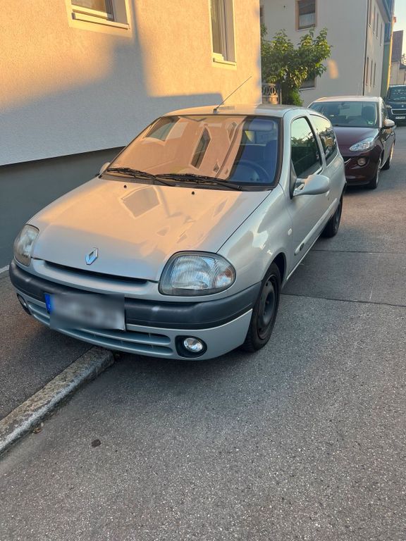 Renault Clio 1999