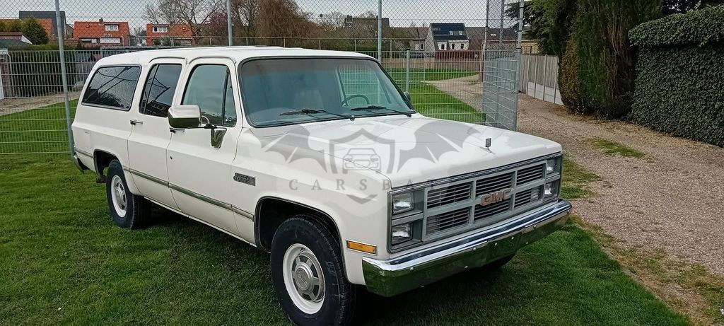 Chevrolet Suburban 1984