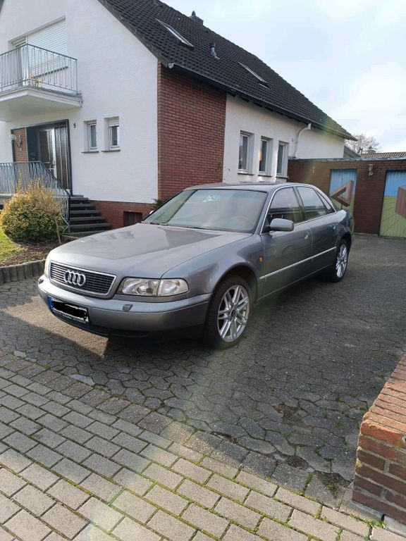 Audi A8 1999