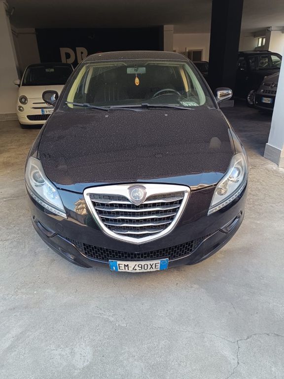 Lancia Delta 2012
