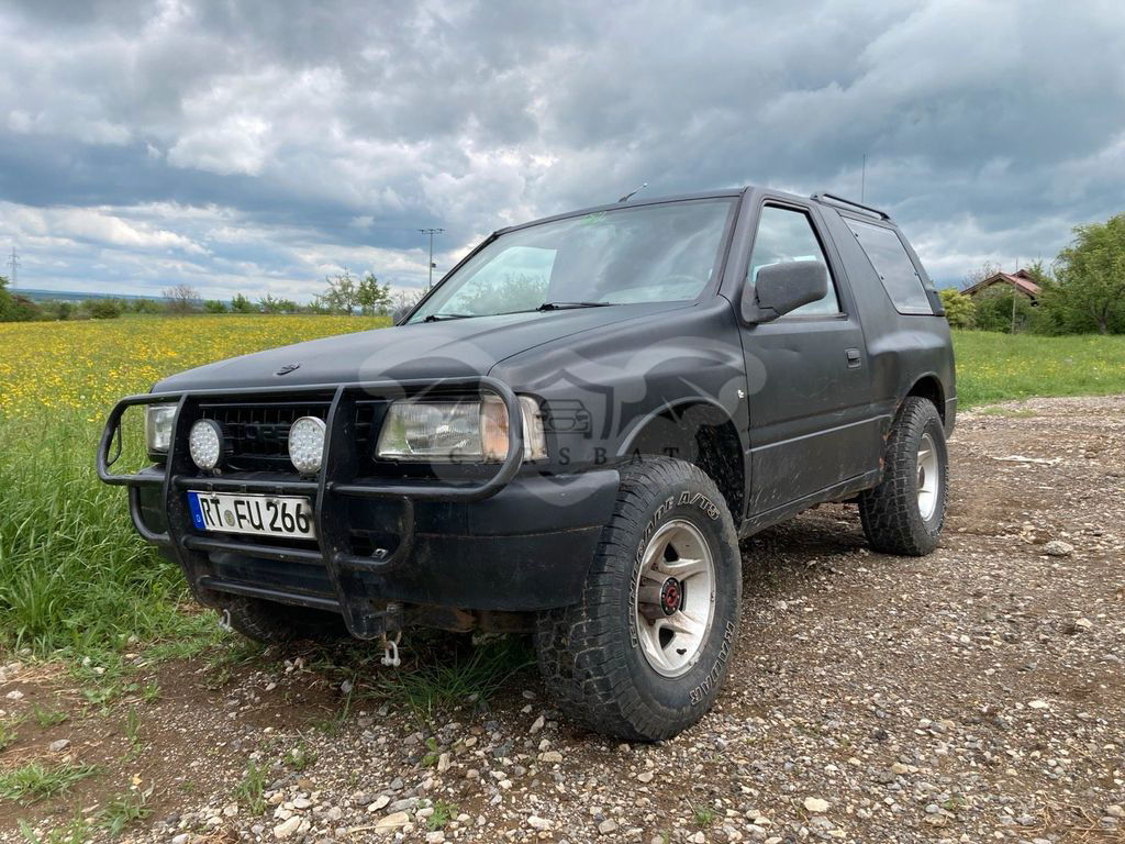 Opel Frontera 1992