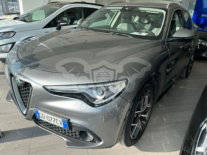 Alfa Romeo Stelvio 2021