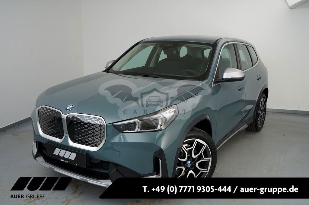 BMW iX1 2024