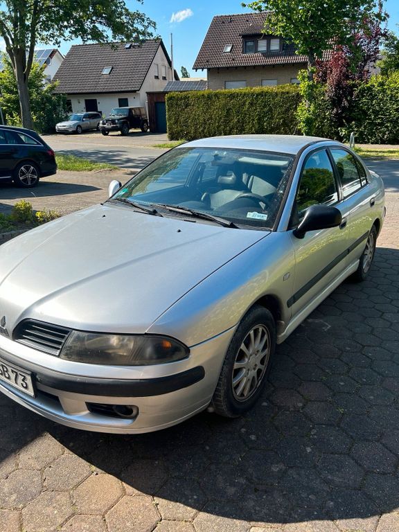 Mitsubishi Carisma 2001