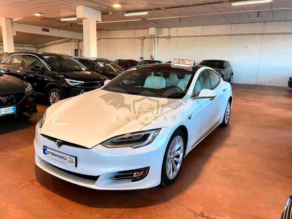 Tesla Model S 2020