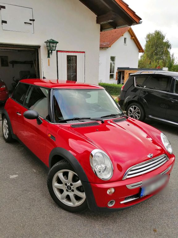 Mini One 2004