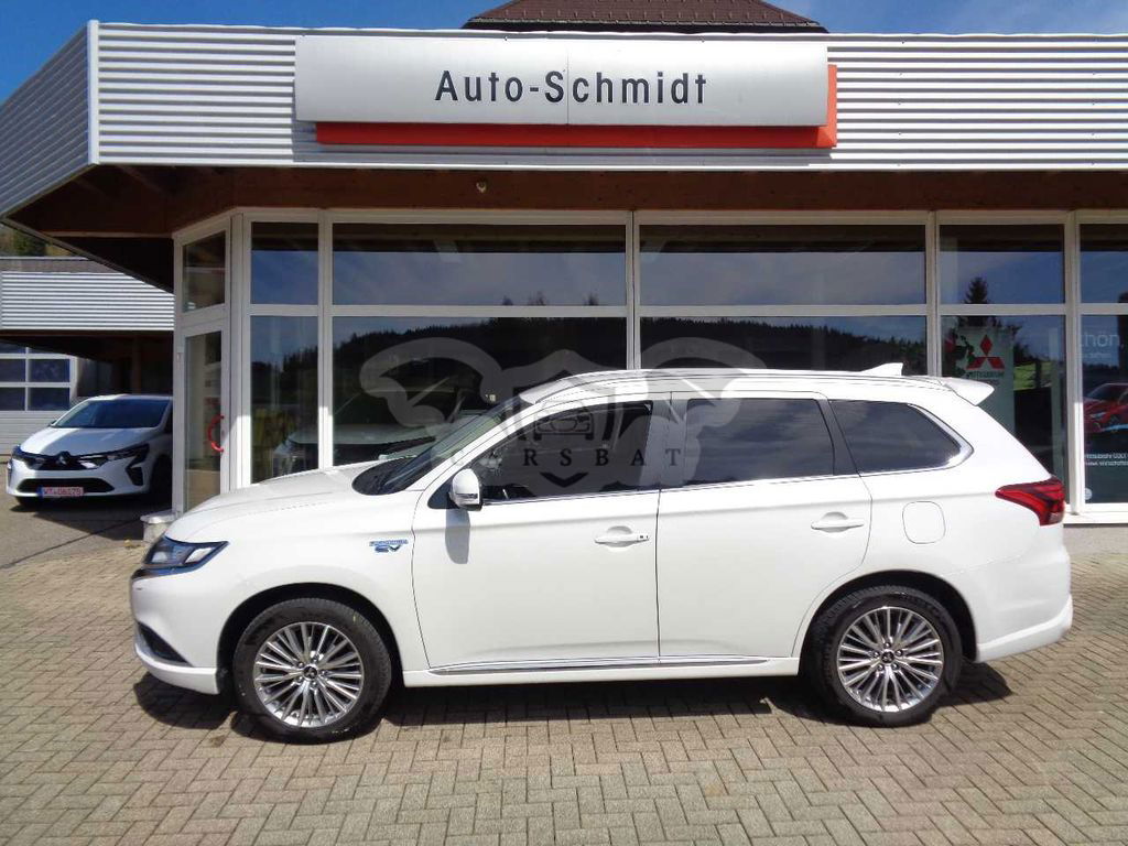 Mitsubishi Outlander 2021
