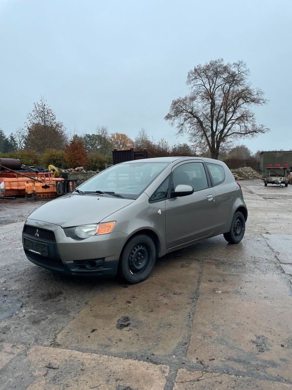 Mitsubishi Colt 2008