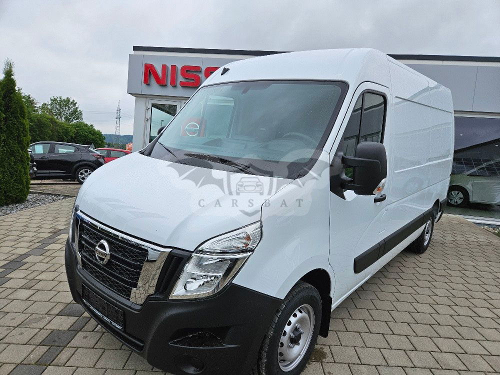 Nissan NT 2024