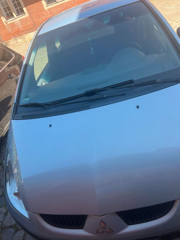Mitsubishi Colt 2004