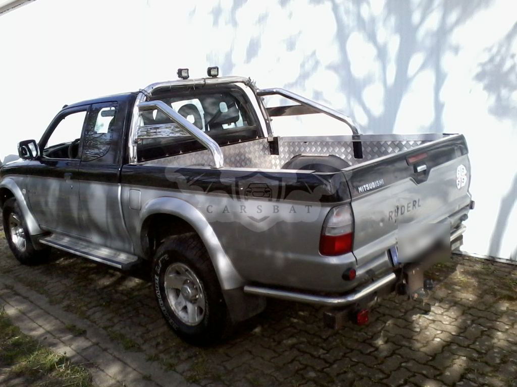 Mitsubishi L200 2003