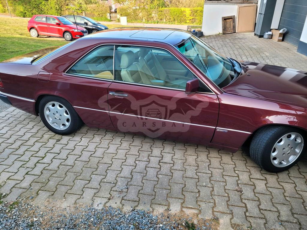 Mercedes-Benz CE 300 1990