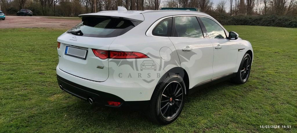 Jaguar F-Pace 2017