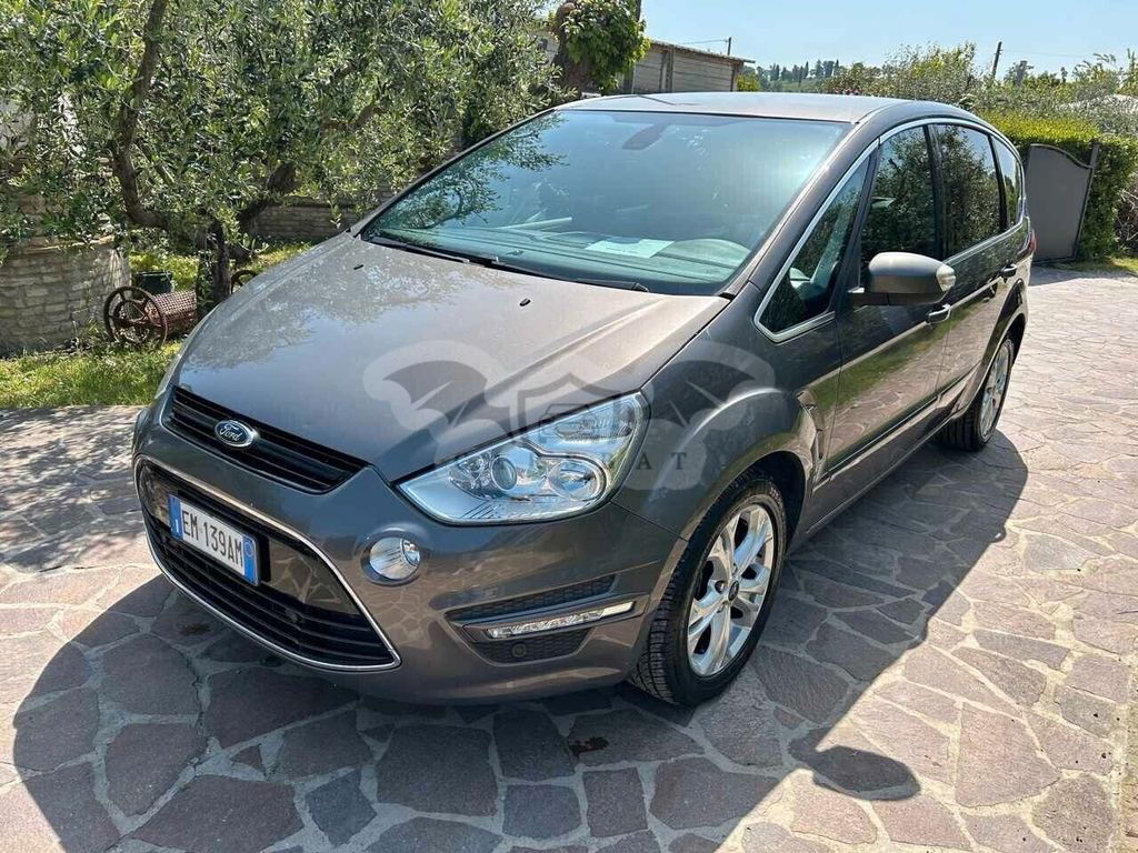 Ford S-Max 2012