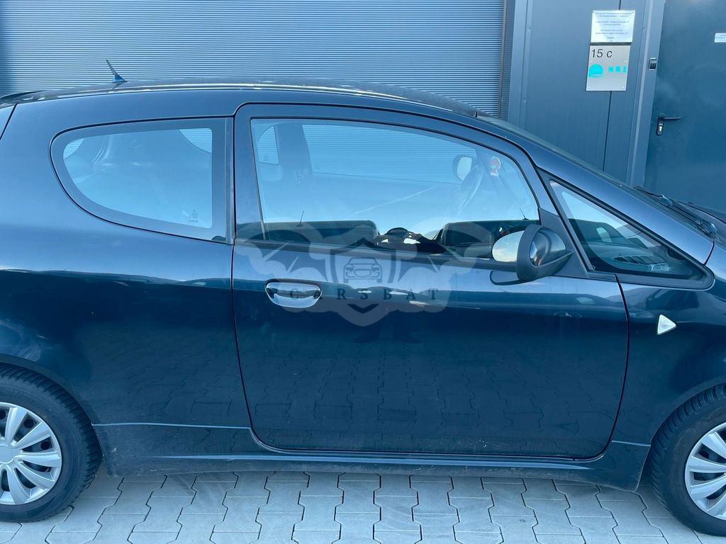 Mitsubishi Colt 2012