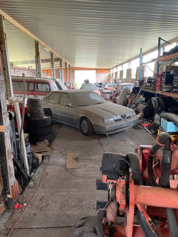 Alfa Romeo 164 2024
