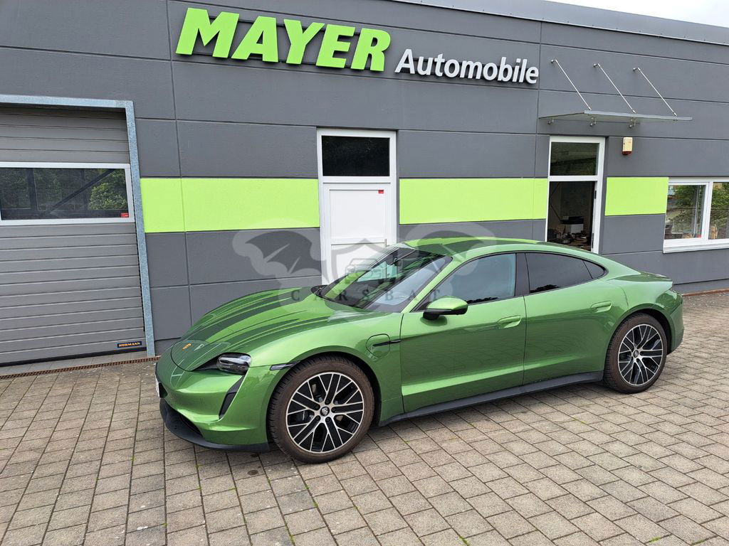 Porsche Taycan 2023