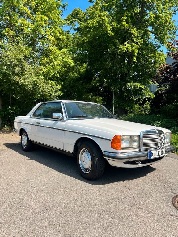 Mercedes-Benz CE 230 1980