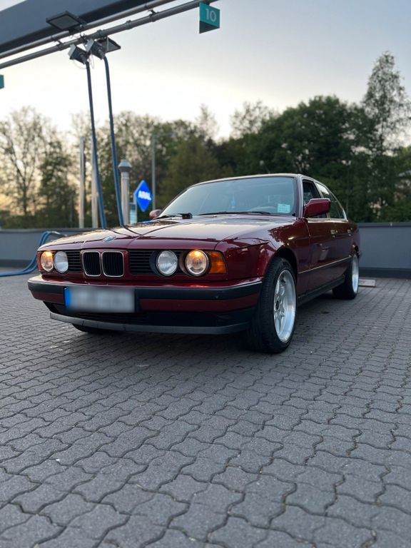 BMW M5 1982