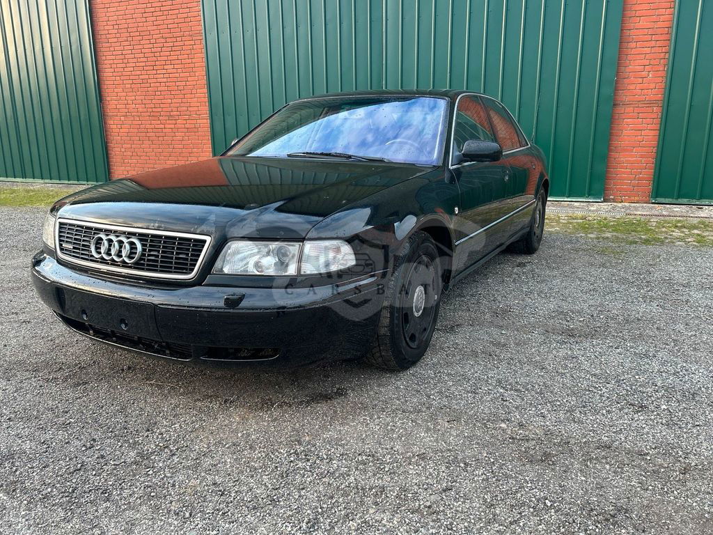 Audi A8 1999