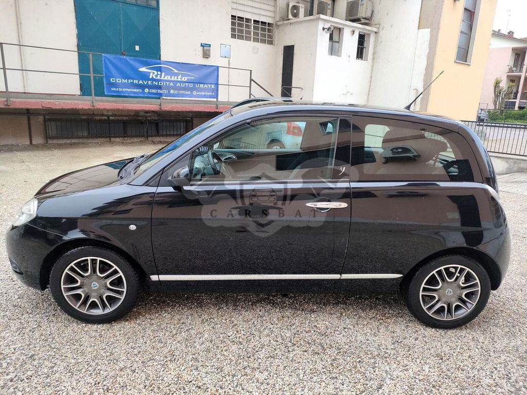 Lancia Ypsilon 2009