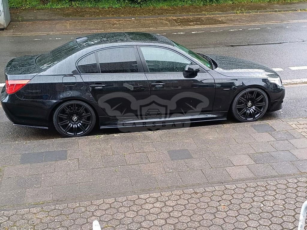 BMW M5 2004