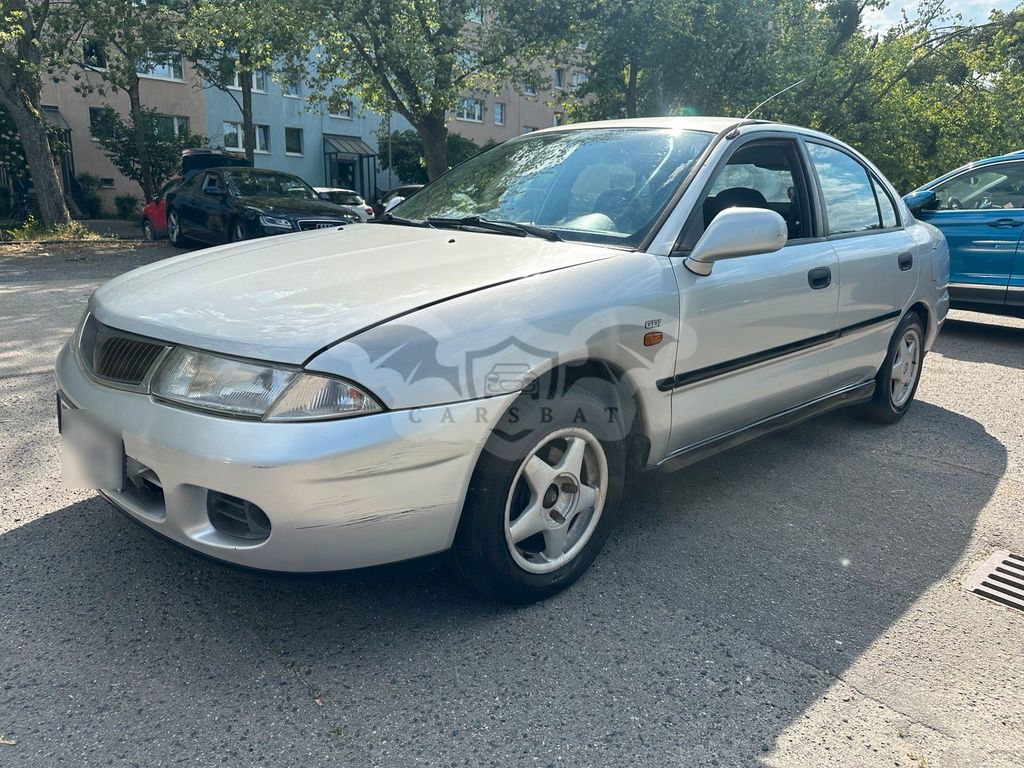 Mitsubishi Carisma 2000