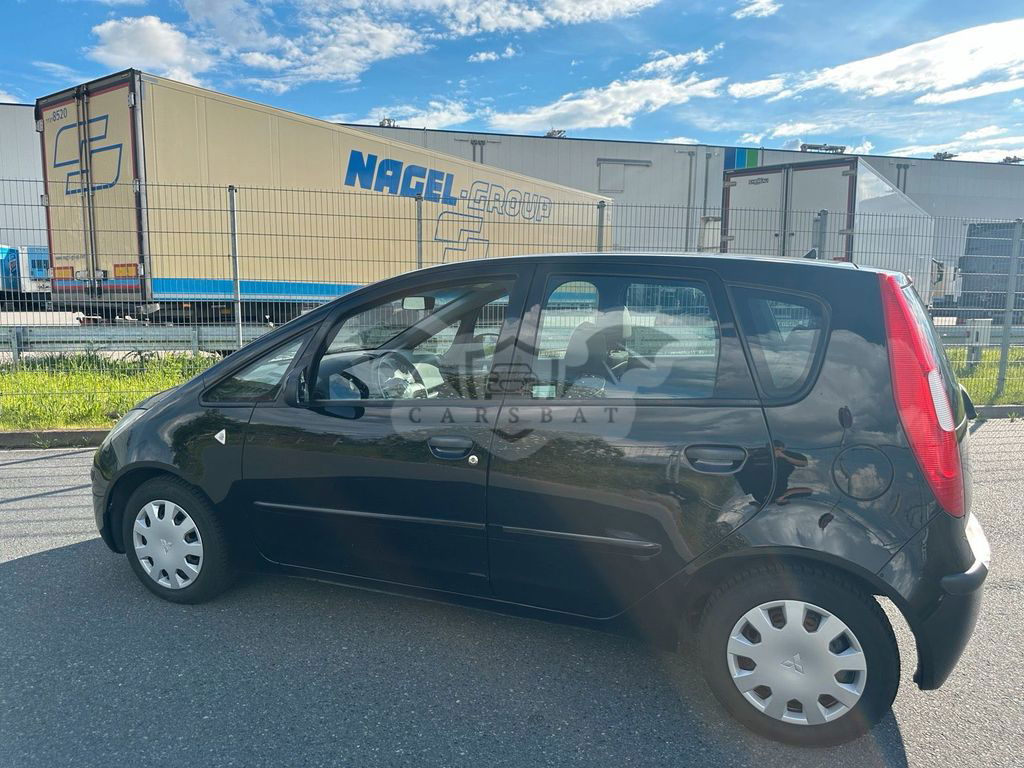 Mitsubishi Colt 2004