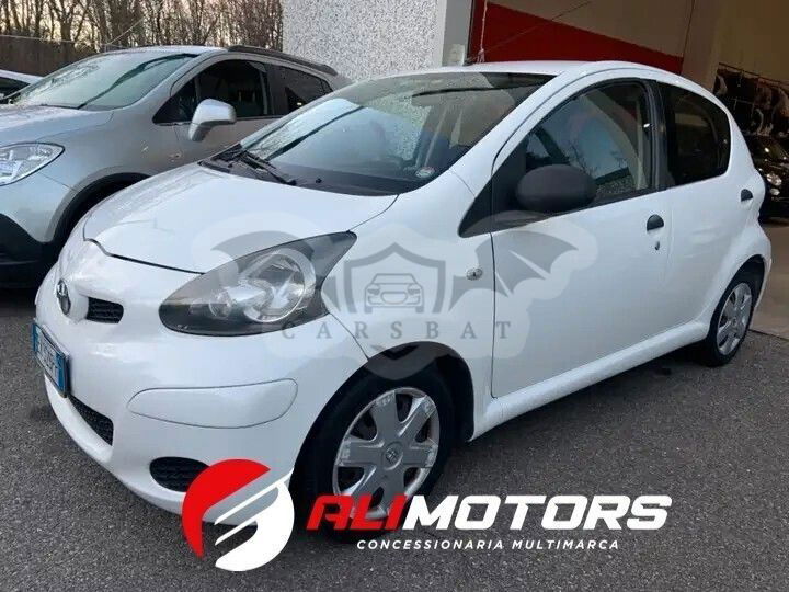 Toyota Aygo X 2011