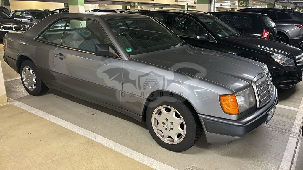Mercedes-Benz C 230 1988