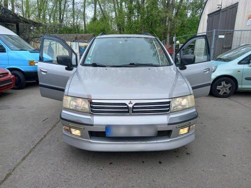 Mitsubishi Space Wagon 2005