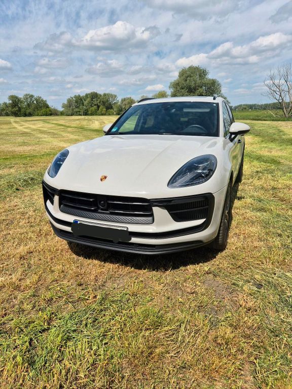 Porsche Macan 2023