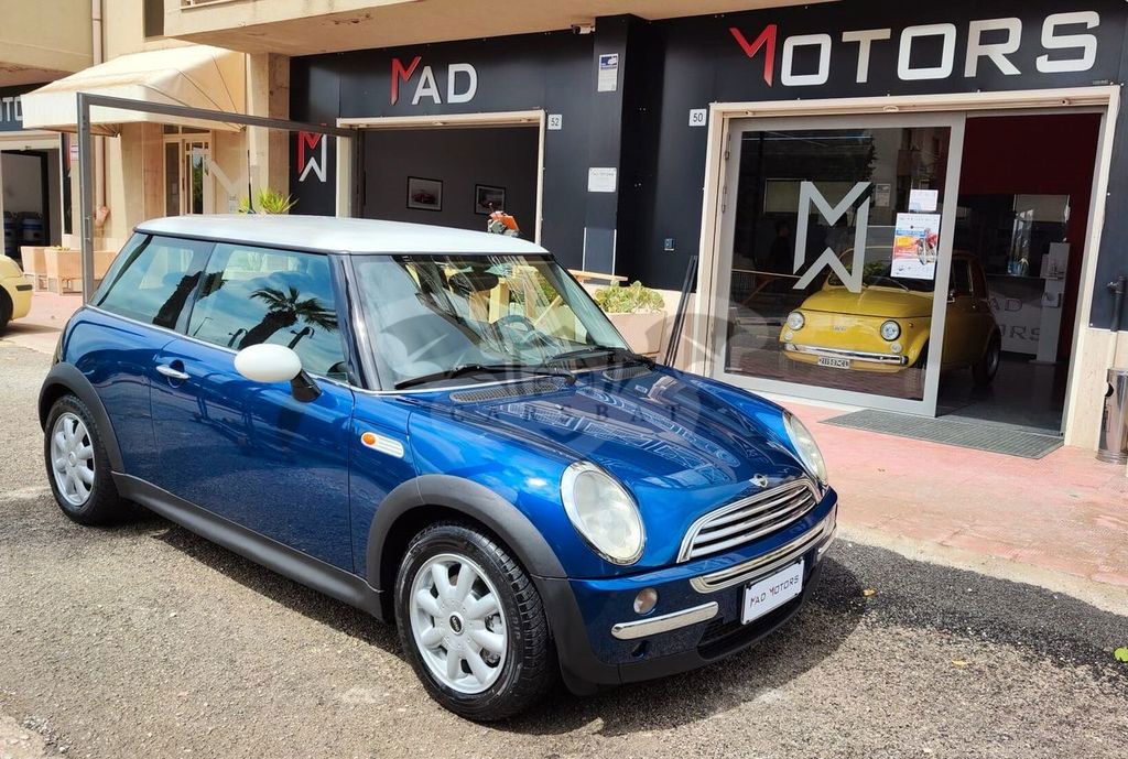 Mini One 2004