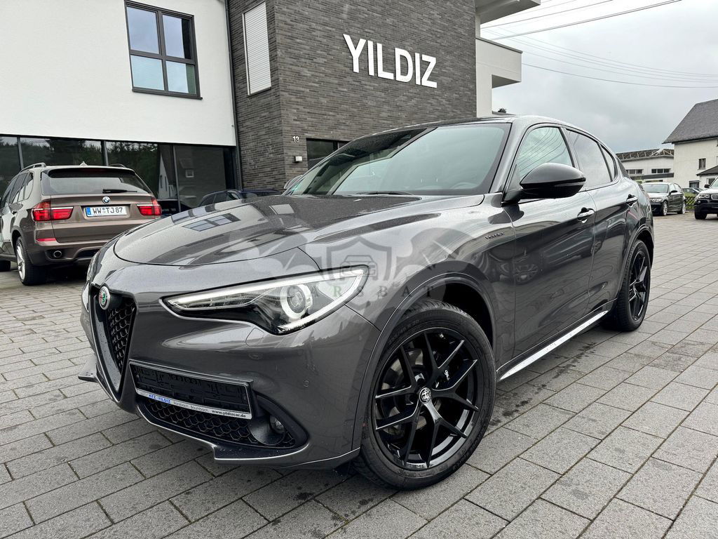 Alfa Romeo Stelvio 2021