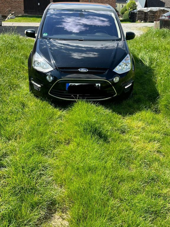 Ford S-Max 2012