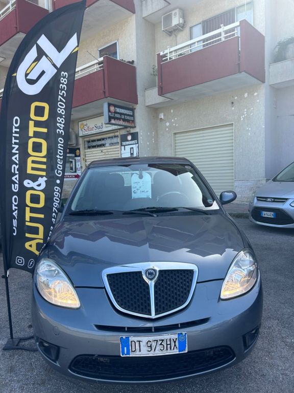 Lancia Ypsilon 2009