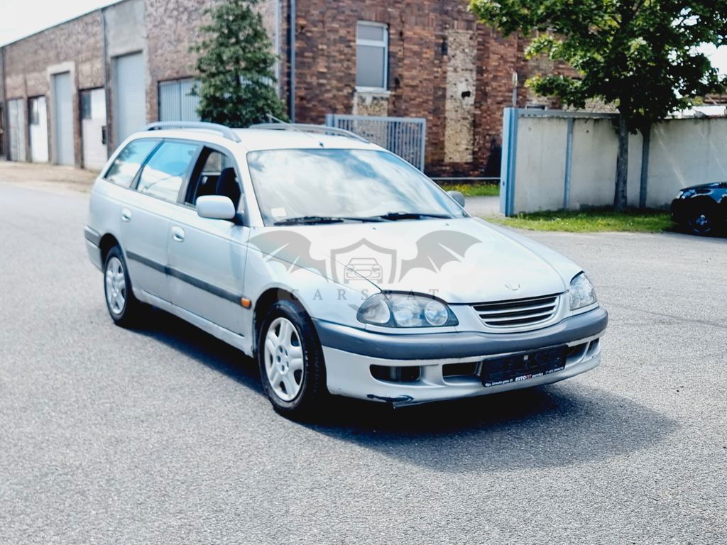 Toyota Avensis 1999