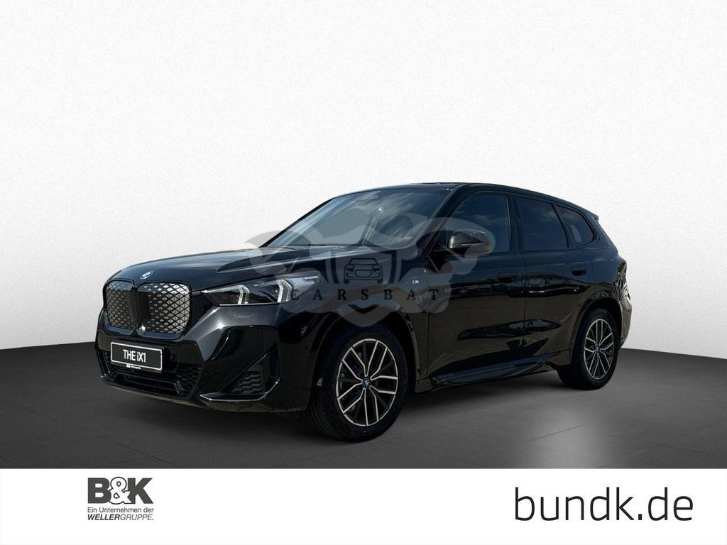 BMW iX1 2024