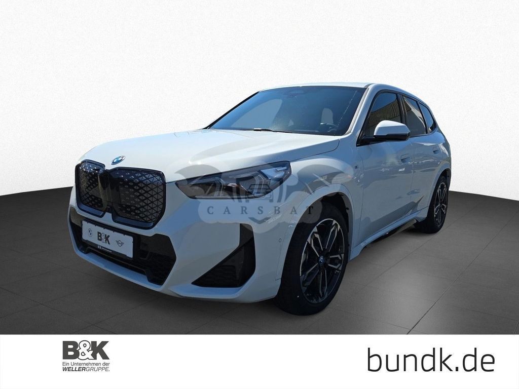BMW iX1 2024