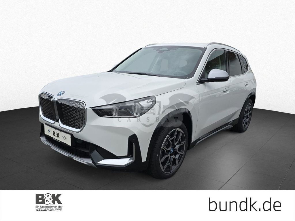 BMW iX1 2024