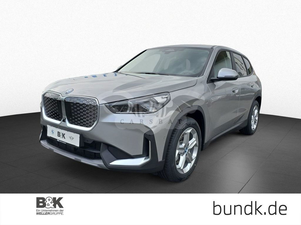 BMW iX1 2024