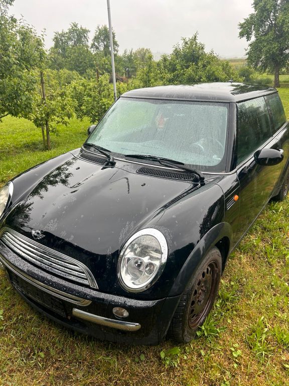 Mini One 2004
