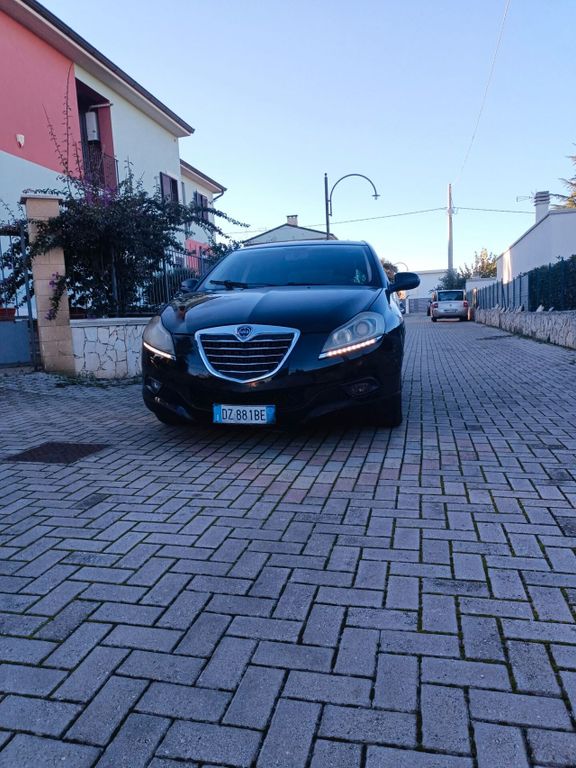 Lancia Delta 2010